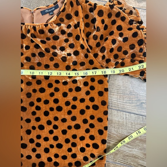 Velvet Memento Ruffle-Sleeve Top in Leopard Dot XS - Picture 7 of 11